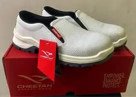 Sepatu safety Cheetah 7001P (White)