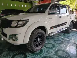 HILUX TAHUN 2012