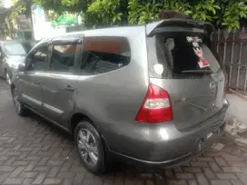 Nissan Grand livina 2010 Bensin