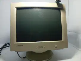 satu unit monitor samsung jadul keadaan jalan.