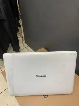 Siap pakai laptop asus ssd 256gb ram 6gb a455w