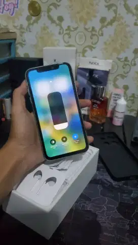 Iphone 11 128gb Jual cepat hari ini yah