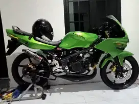 Kawasaki ninja rr 2004 CBU