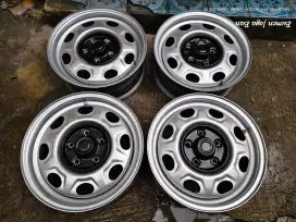 Velg kaleng oem Daihatsu Taruna R15 untuk kijang innova crv serena d