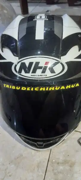 Helm NHK GP 1000