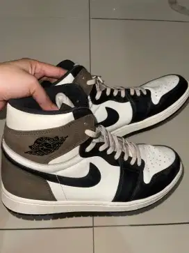 AIR JORDAN 1 RETRO HIGH DARK MOCHA