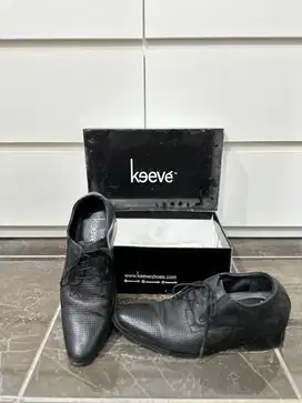 Sepatu Pantofel Keeve Kulit