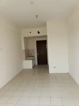 sewakan Tahunan apartemen puri park view Studio  Kosongan Tanpa  AC
