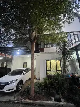 Rumah 2 Lantai Full Furniture, Siap Huni !!