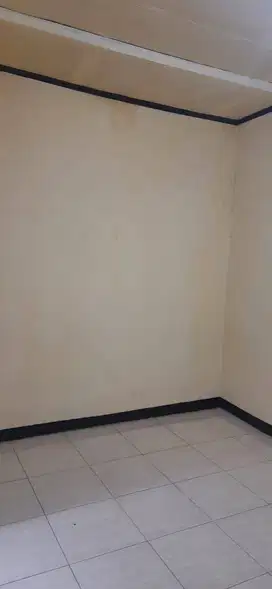 Rumah Strategis,tenang tidak bising daerah kebun jeruk