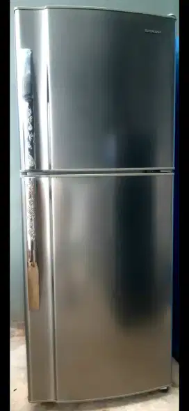 KULKAS 2 PINTU SHARP