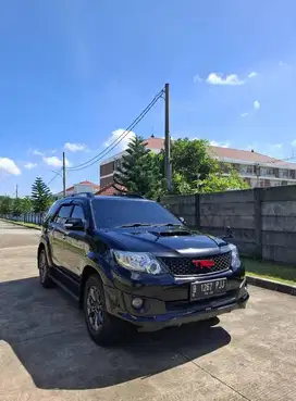 [TDP10JT] FORTUNER TRD 2.5 AT 2015