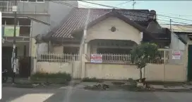 Dijual Rumah SHM dekat UPH pinggir jalan raya