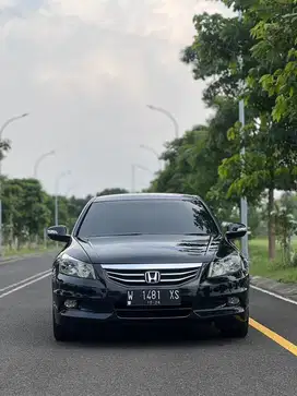 Honda Accord 2011 Bensin
