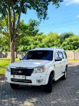 Ford Everest XLT AT Top Ori