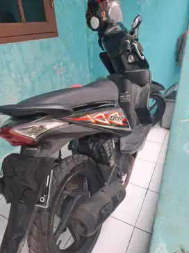 Honda beat th 2012 plat B jkt Timur pajak off 3 th bareng kaleng
