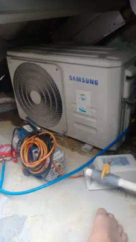 Servis AC, kulkas, mesin cuci, showcase dll