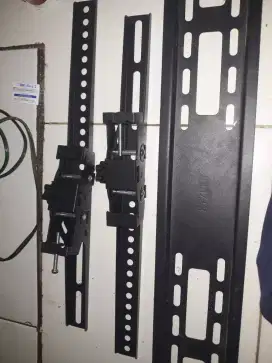 Di jual breket tv untuk tv ukuran 32inc keatas