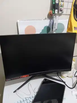 Monitor MSI Curve 24 inch 144 Hz