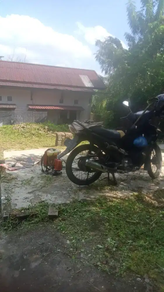 Alat potong rumput area Pekanbaru sekitar hu6
