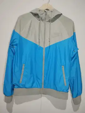 Nike jaket windbreaker pria / wanita
