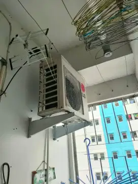Jasa beli AC bekas satuan/borongan siap ambil ke lokasi