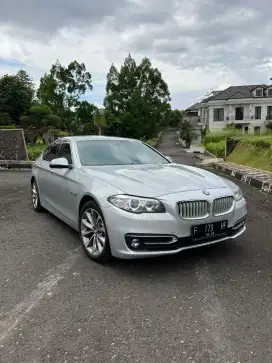 BMW 520i f10 modern line 2014 low km 20rb