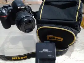 Kamera DSLR NIKON D3100