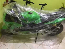 Motor Kawasaki Ninja RR tahun 2011