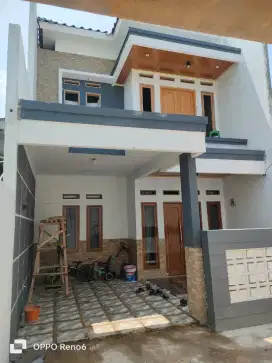 Rumah 2 lantai harga 1 lantai