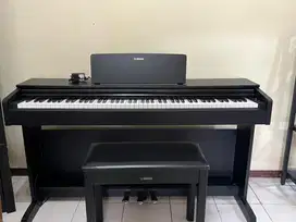 Piano Yamaha Arius YDP-143