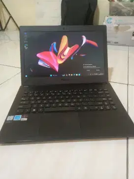 Laptop Asus core i3 Ram 8 ssd