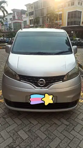 Mobil keluarga nyaman dan irit