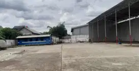 Disewakan Lahan 2580m2 sdh pagar keliling di Jln Raya Narogong Bekasi