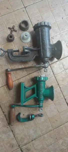 Dijual mesin giling daging besar dan kecil