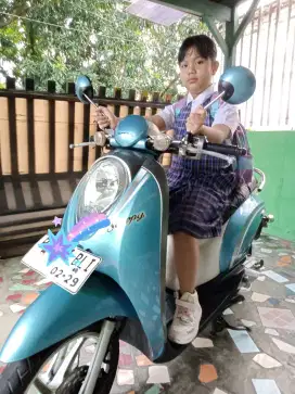 Honda Scoopy carbu si gesit irit mesin halus jos siap gass B DKI lngkp