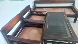 Jual 1 set sofa dan meja tamu
