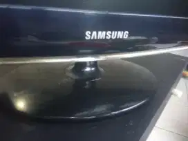 Lcd monitor 2 unit apa adanya