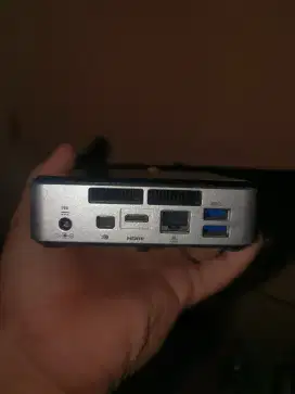 Intel NUC D34010WYK