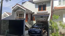 DIJUAL RUMAH BARU RENOV SEMI FURNISHED DI DAERAH ELIT SETIABUDI