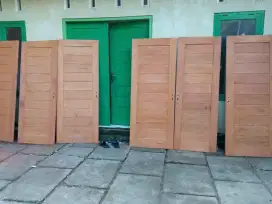 pintu kamar kayu mahoni