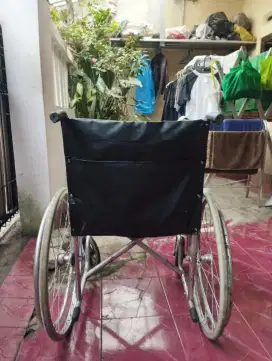 Jual kursi roda second