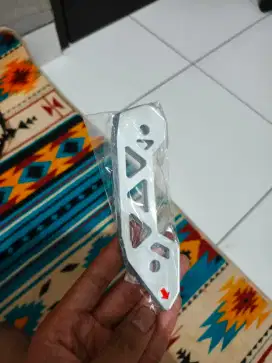 Dijual garnish visor lexi 125 old Silver