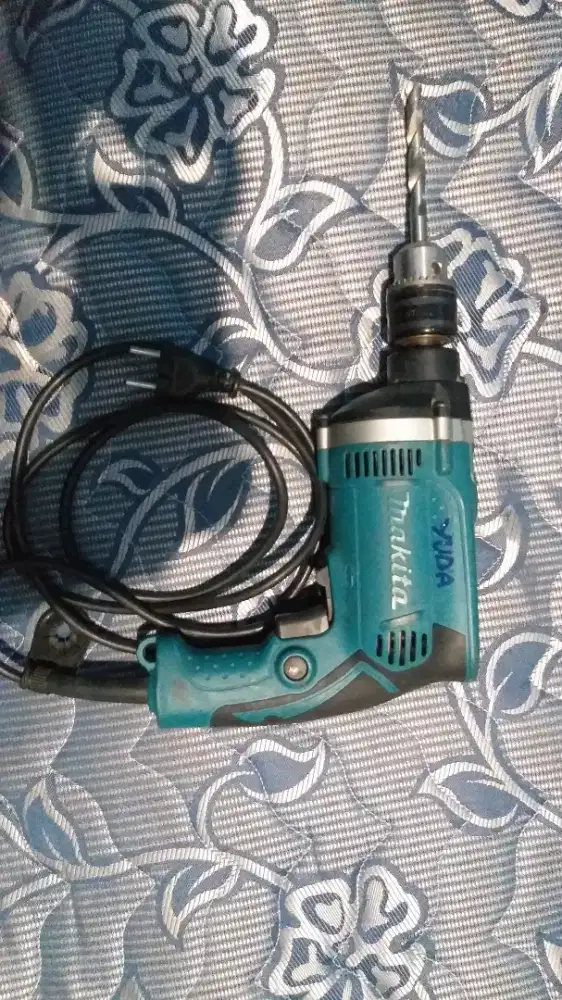 Di jual, bor makita