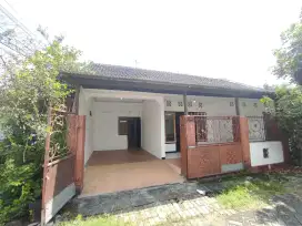 Di sewakan / kontrak Rumah di Wisma Asri 2