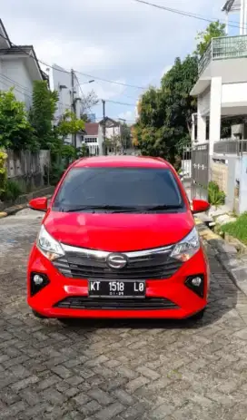 Daihatsu Sigra R Deluxe Metik