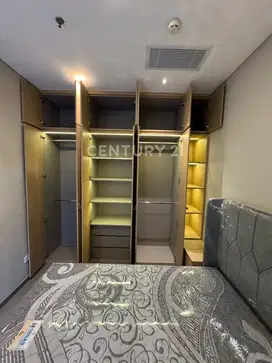 Disewakan Apartemen Sudirman Suite Furnished Kondisi Baru