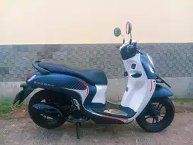 58@: DP:2,400 RBU F KAB SCOOPY CW SPORTY