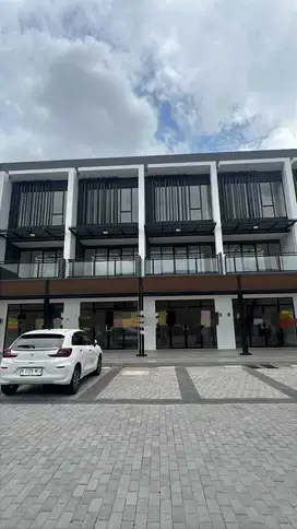 Di Sewakan Ruko Gandeng Hampton Promenade Blok N Gading Serpong