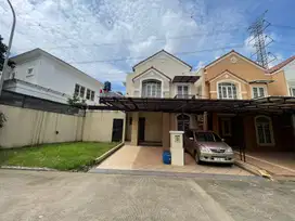 Dijual Rumah Mewah di Komplek Rolling Hills, Lippo Karawaci Tangerang